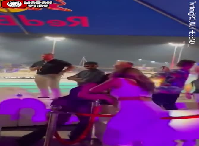 Video :Bottlefighting spectators during the Abu Dhabi Grand Prix